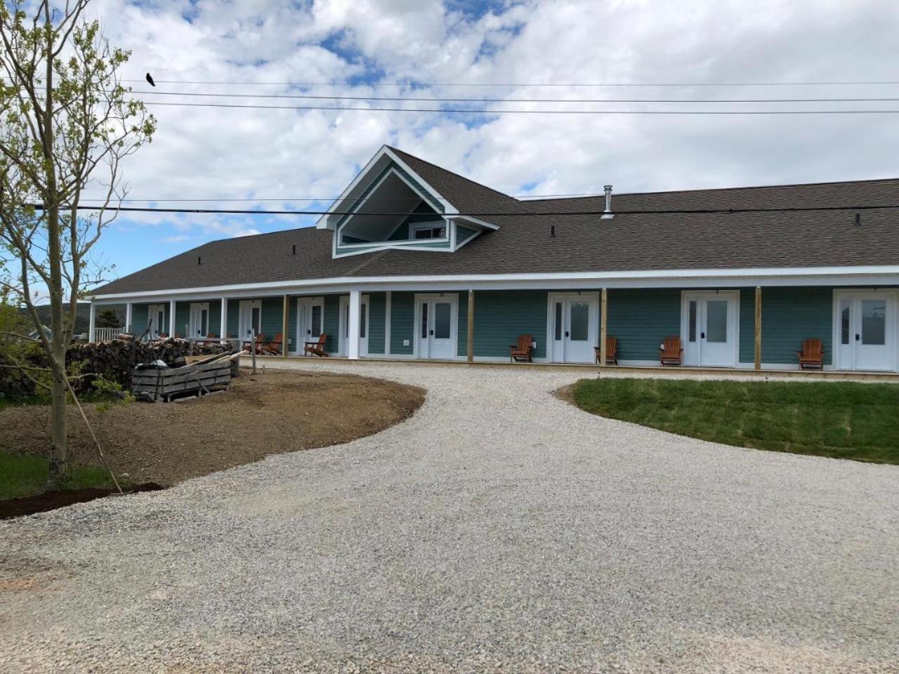 The Tides Inn Norris Point Exterior photo